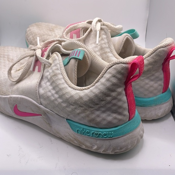 Nike | Renew In-Season TR 9 White Sneakers - Picture 5 of 5